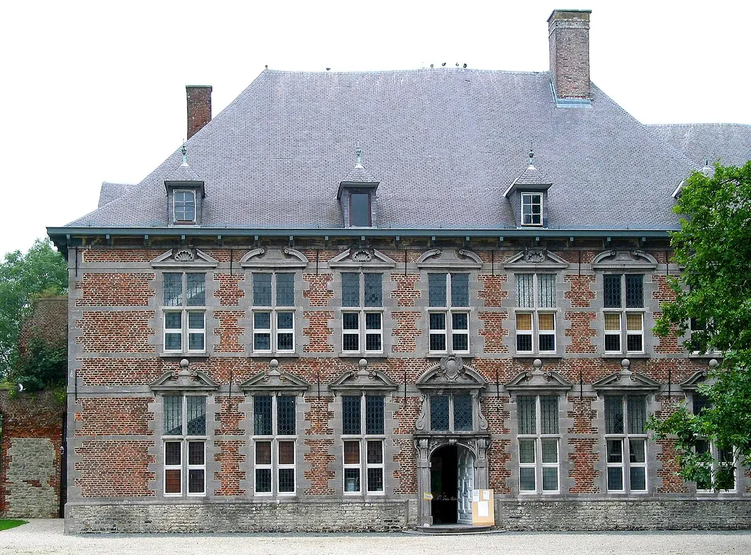 Schloss Trazegnies