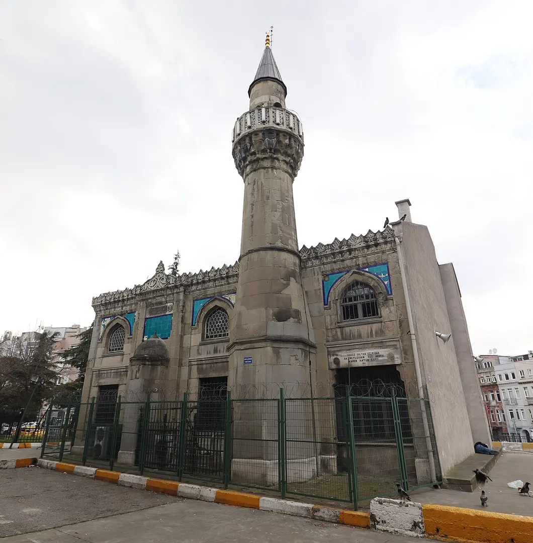Kamer Hatun Camii