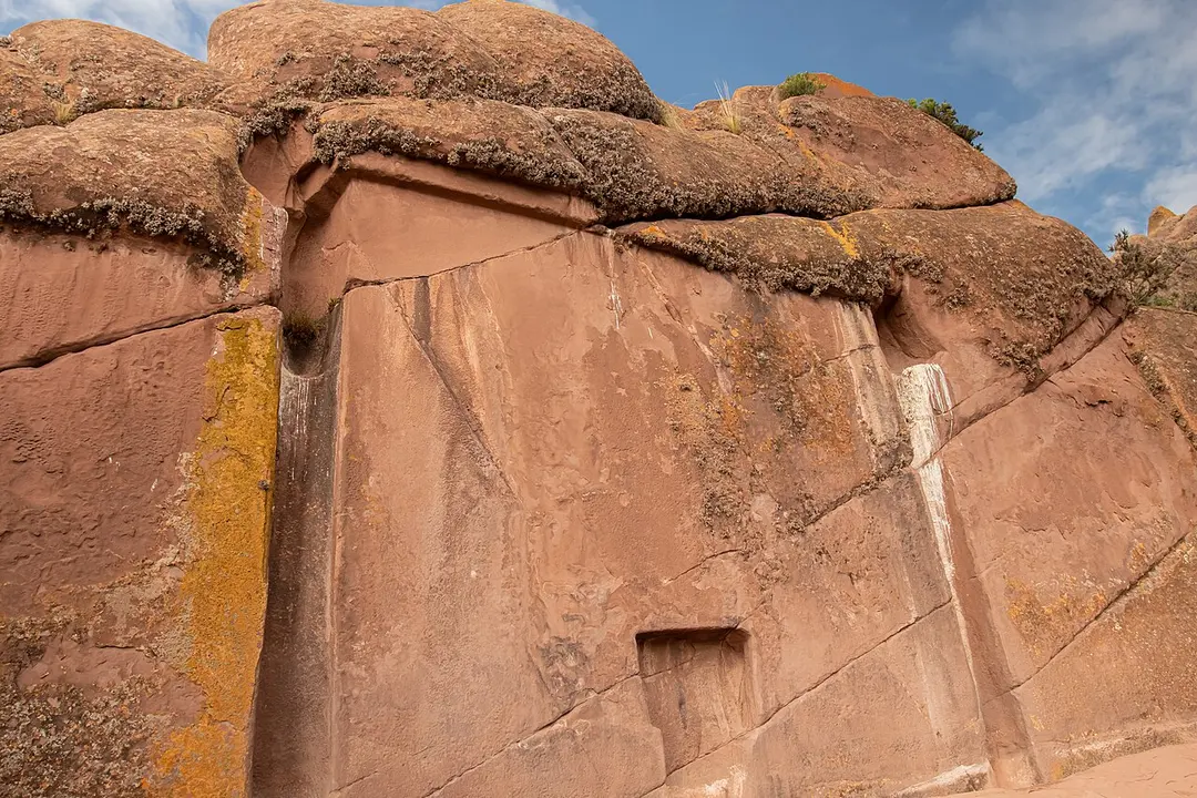 Aramu Muru's Doorway