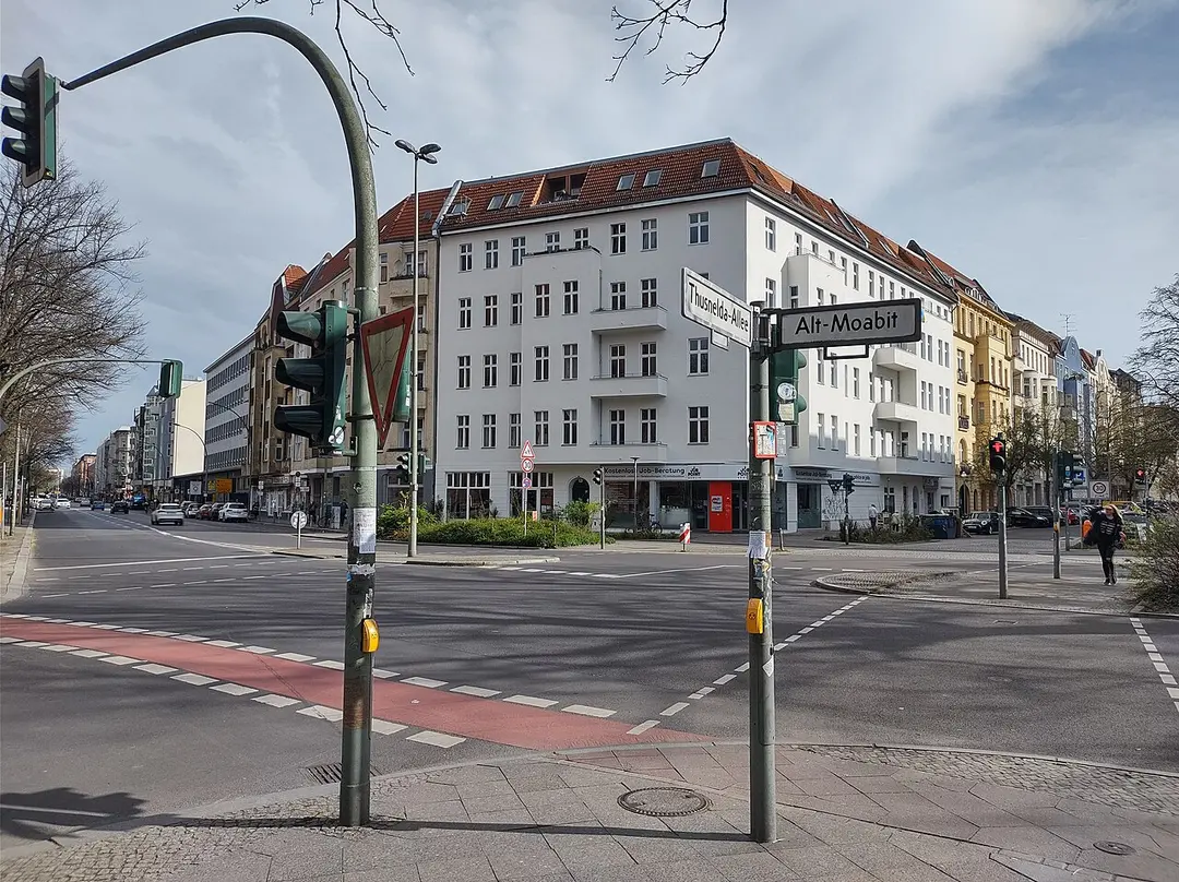Alt-Moabit