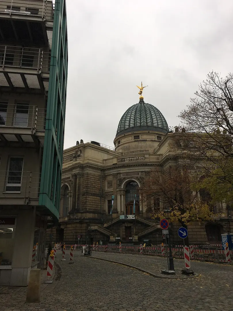 Georg-Treu-Platz