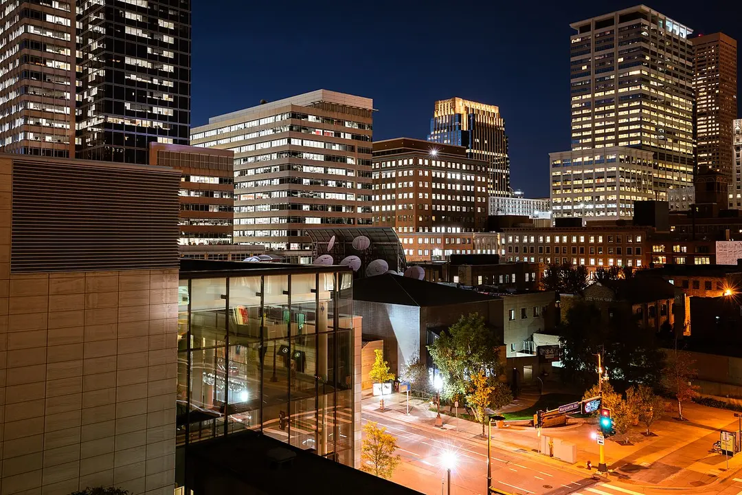 LaSalle Plaza