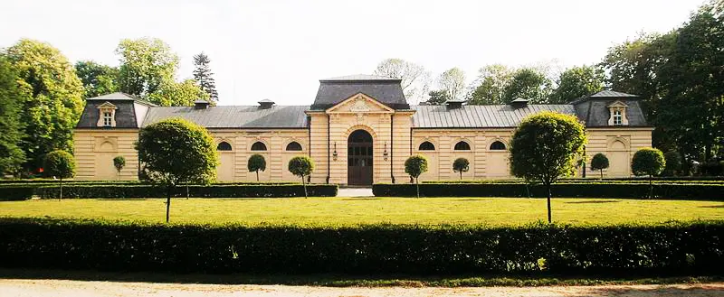 Sieniawa Palast