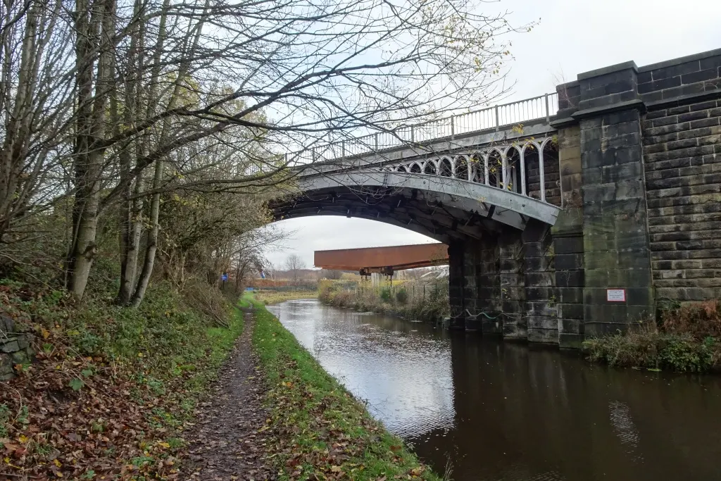 Calder & Hebble Canal Bridge