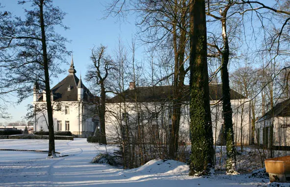 Kasteel Steenhuize-Wijnhuize