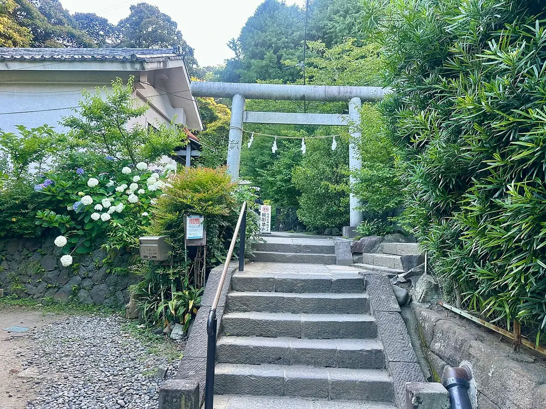 御霊神社