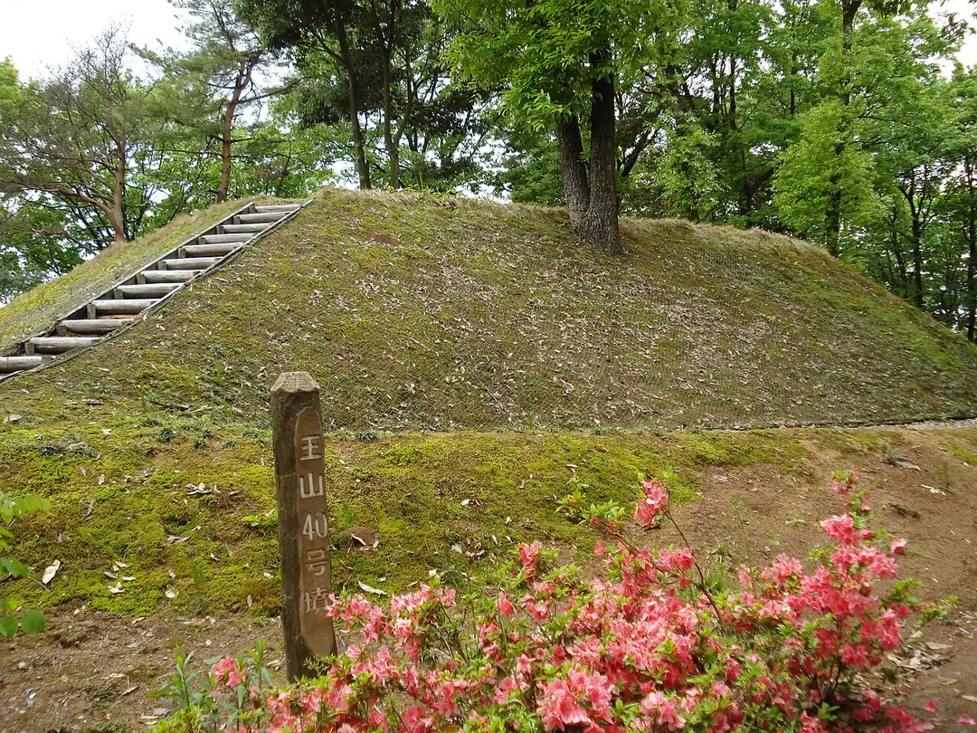 Ouzan ancient tomb