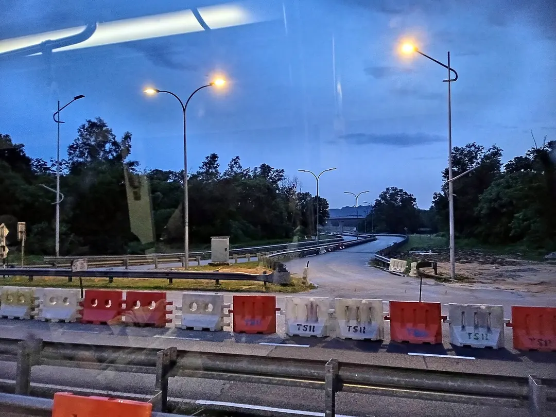 Kwasa Sentral MRT station