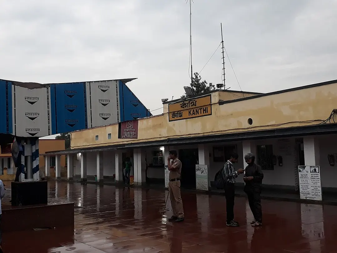 Kanthi railway station
