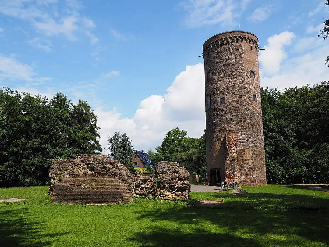 Burg Uda