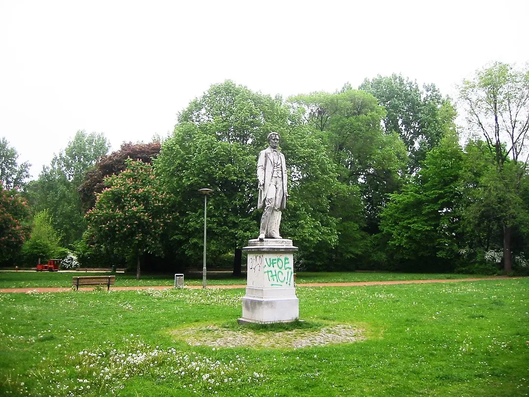 Waldeck-Denkmal