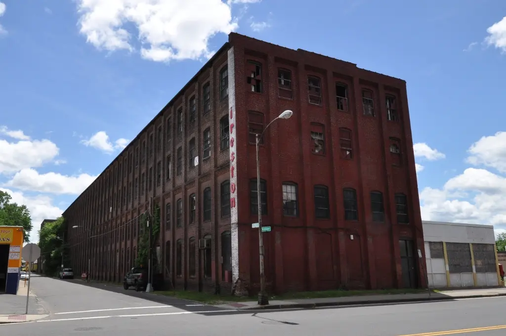 Winchester Square Historic District