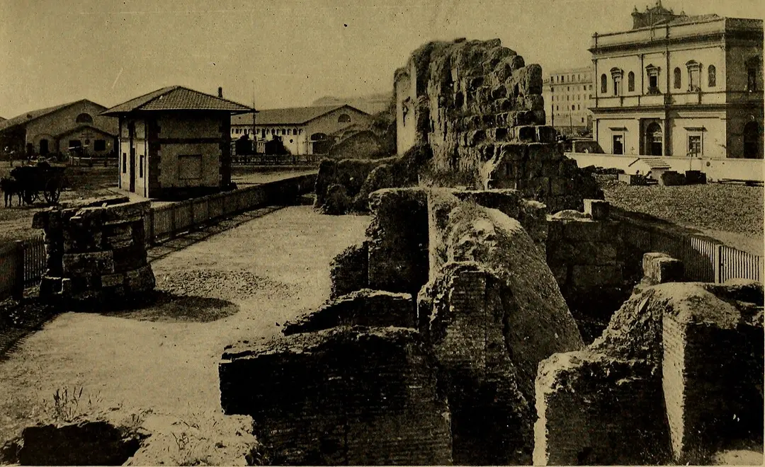 Mura Serviane