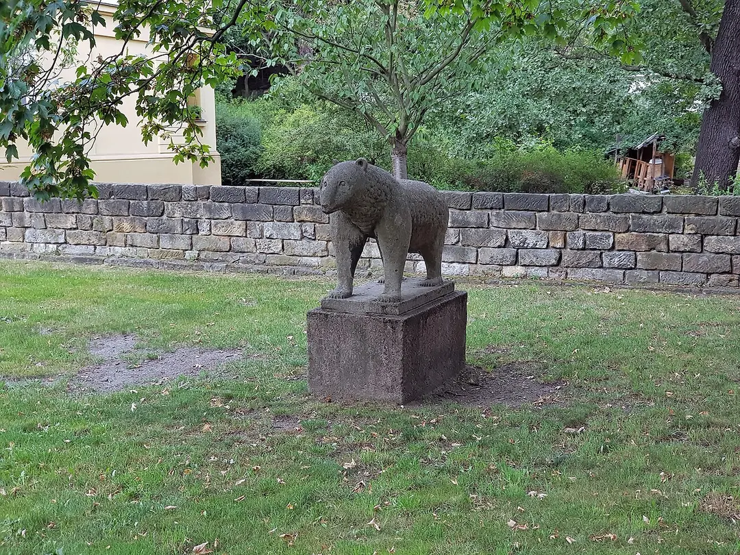 Bär
