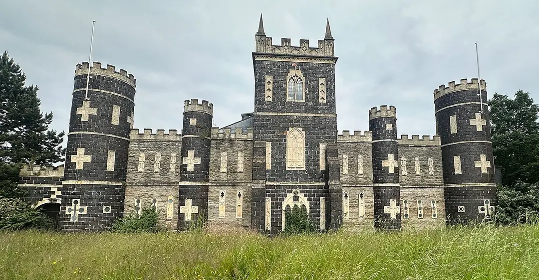 Black Castle
