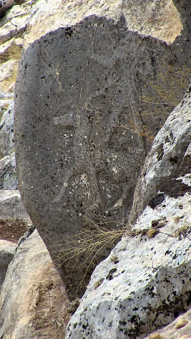 Karasu relief