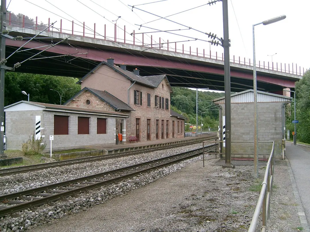 Colmar-Berg railway station