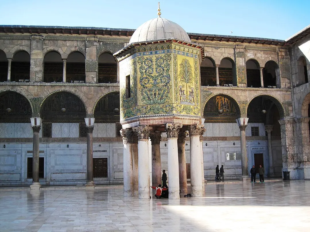 Qubbat al-Khazna (Brautminarett)