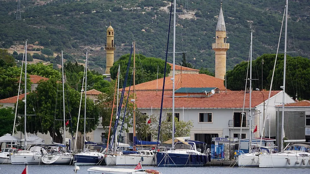 Kayalar Camii