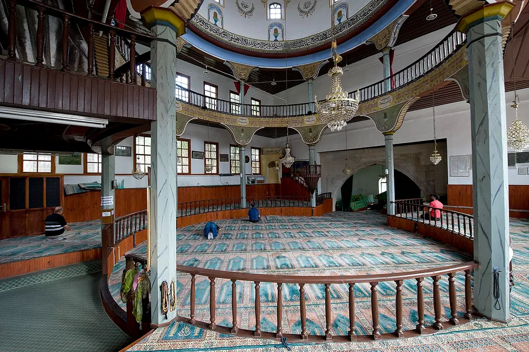 Dönenler Camii