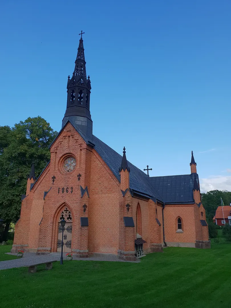 Taxinge kyrka
