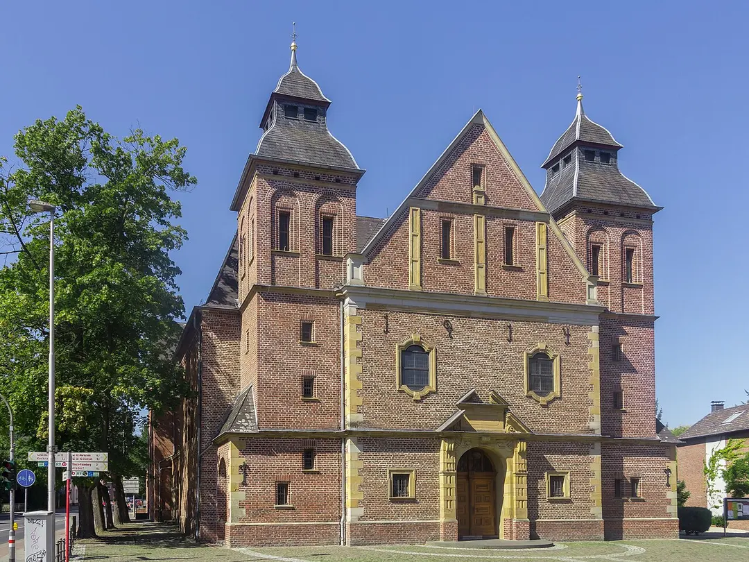 St. Gertrud (Herzogenrath)