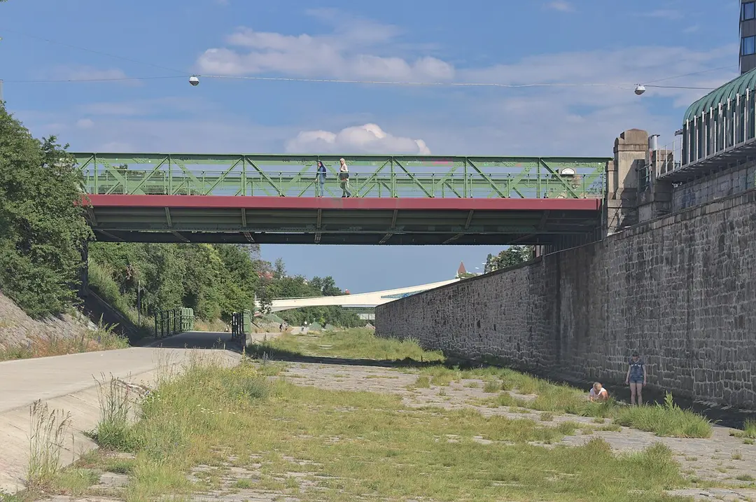 Baumgartenbrücke
