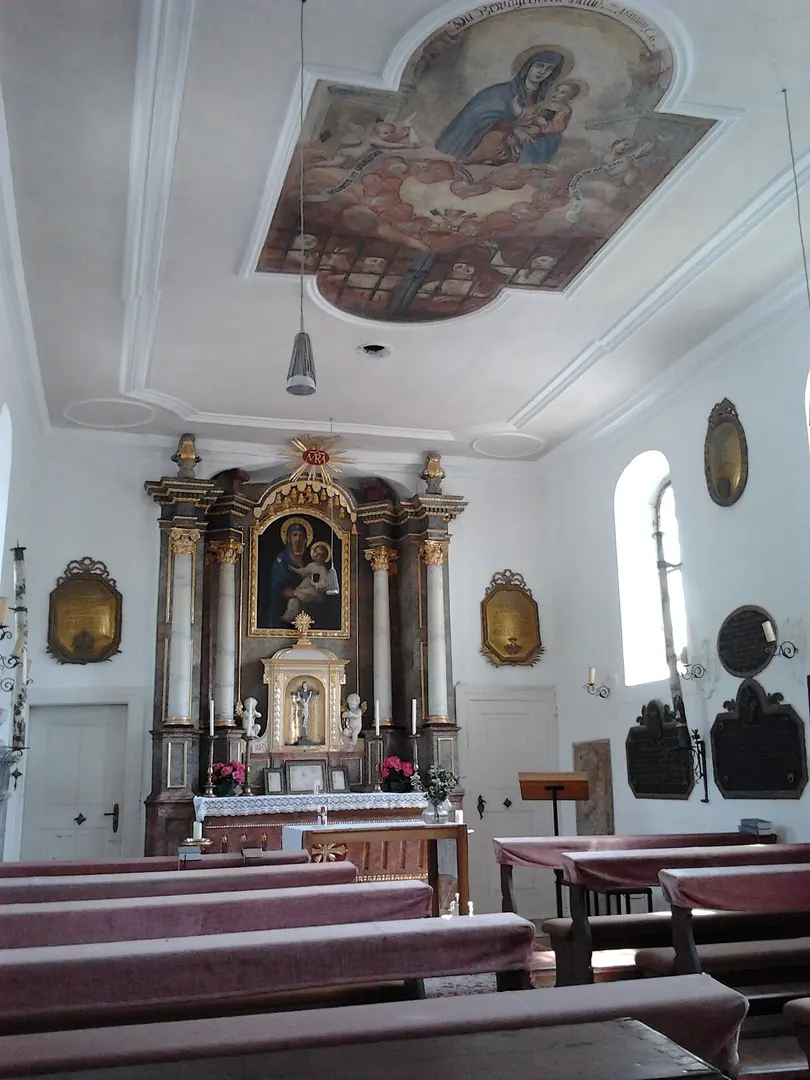 Friedhofskapelle Maria Schnee