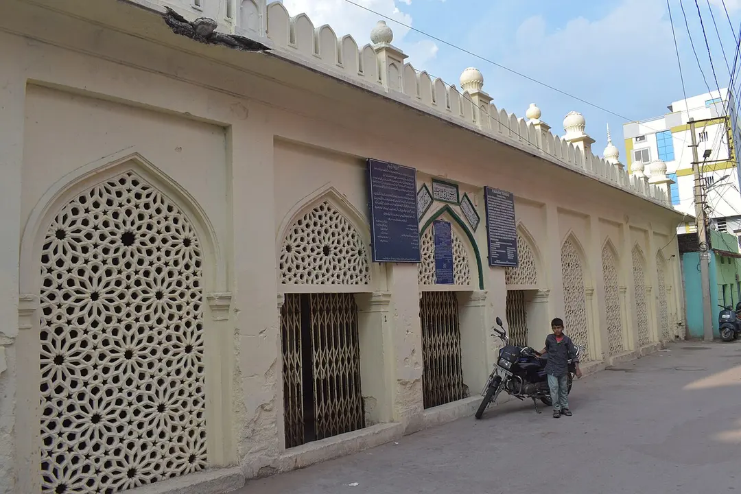 Paigah Tombs