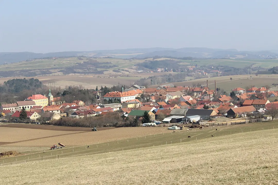Zámek Liteň