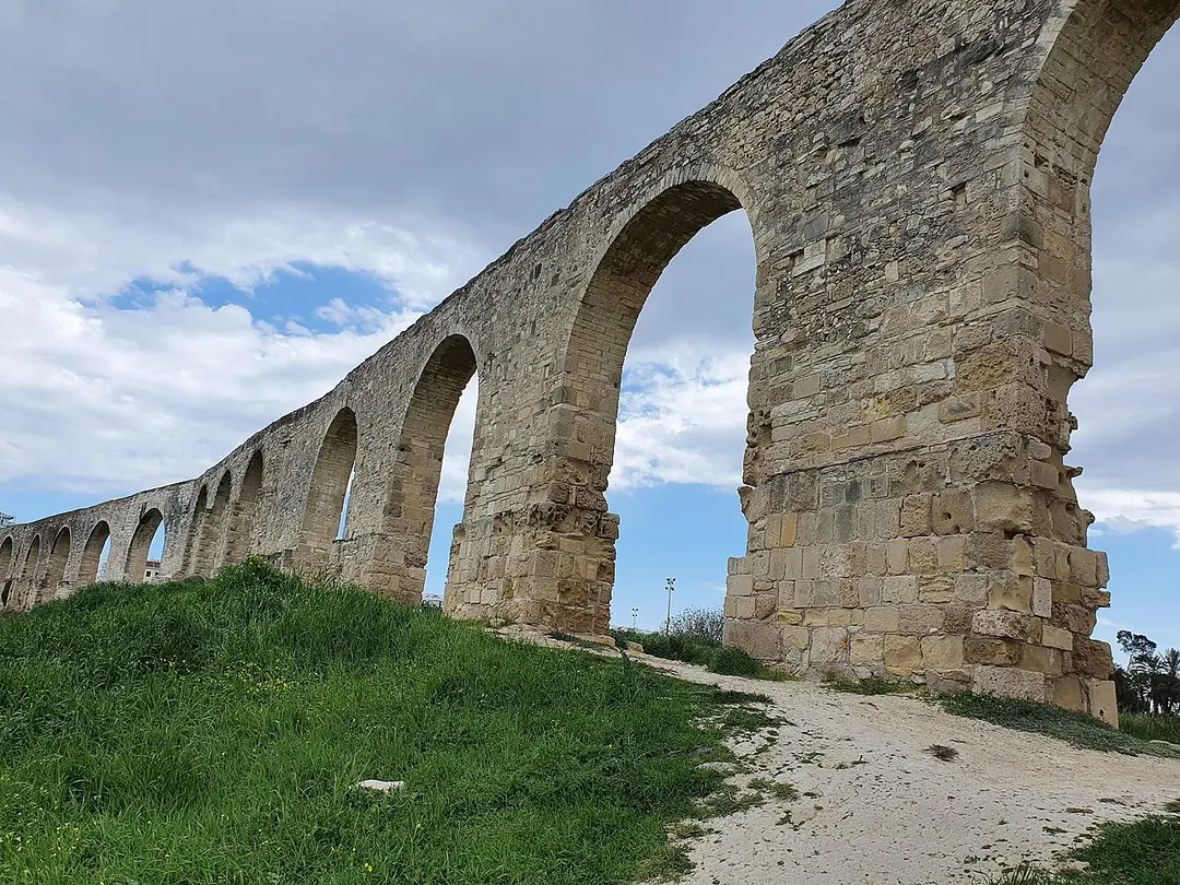 Kamares Aqueduct
