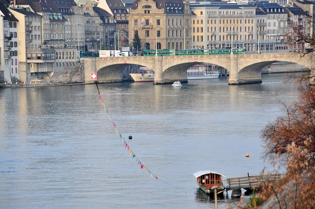 Mittlere Rheinbrücke
