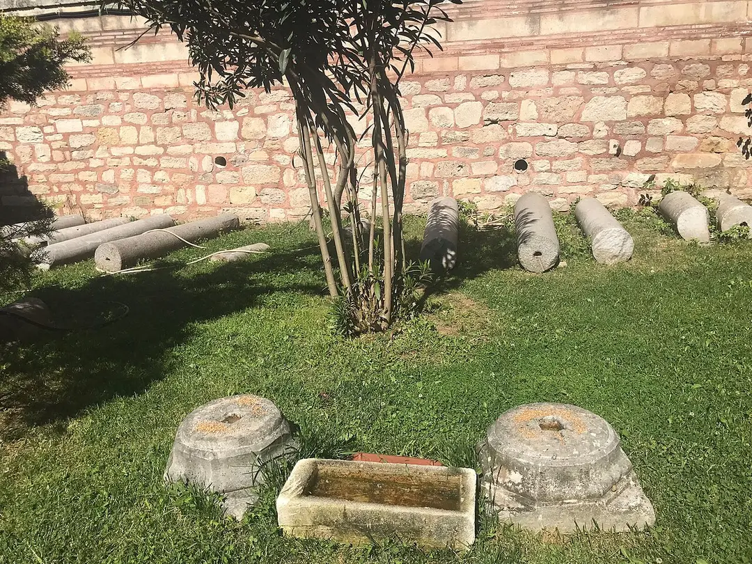 Ese Kapı Camii