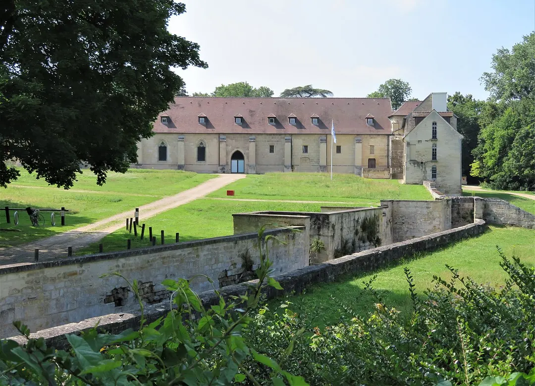 Ancienne abbaye de Maubuisson