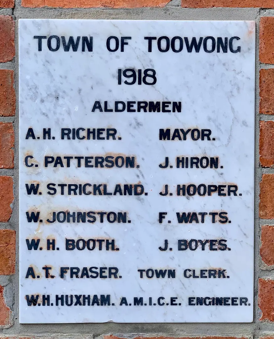 Toowong Memorial Park