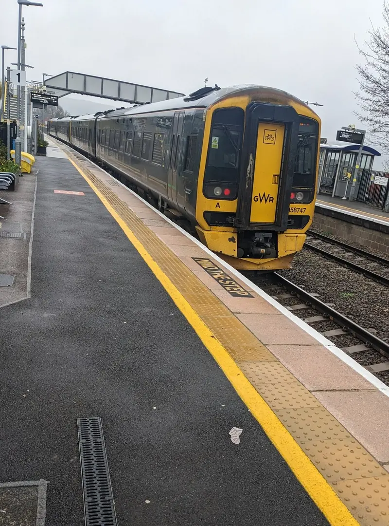 Stonehouse railway station