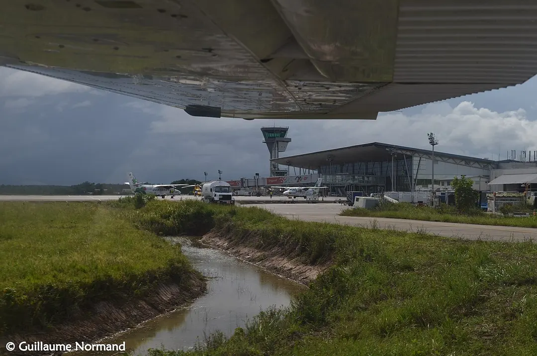 Aéroport international Félix Éboué