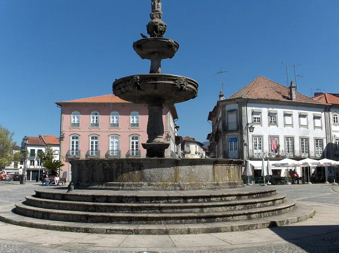 Chafariz do Largo de Camões