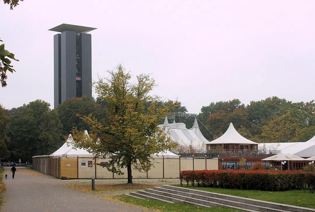 Tipi am Kanzleramt