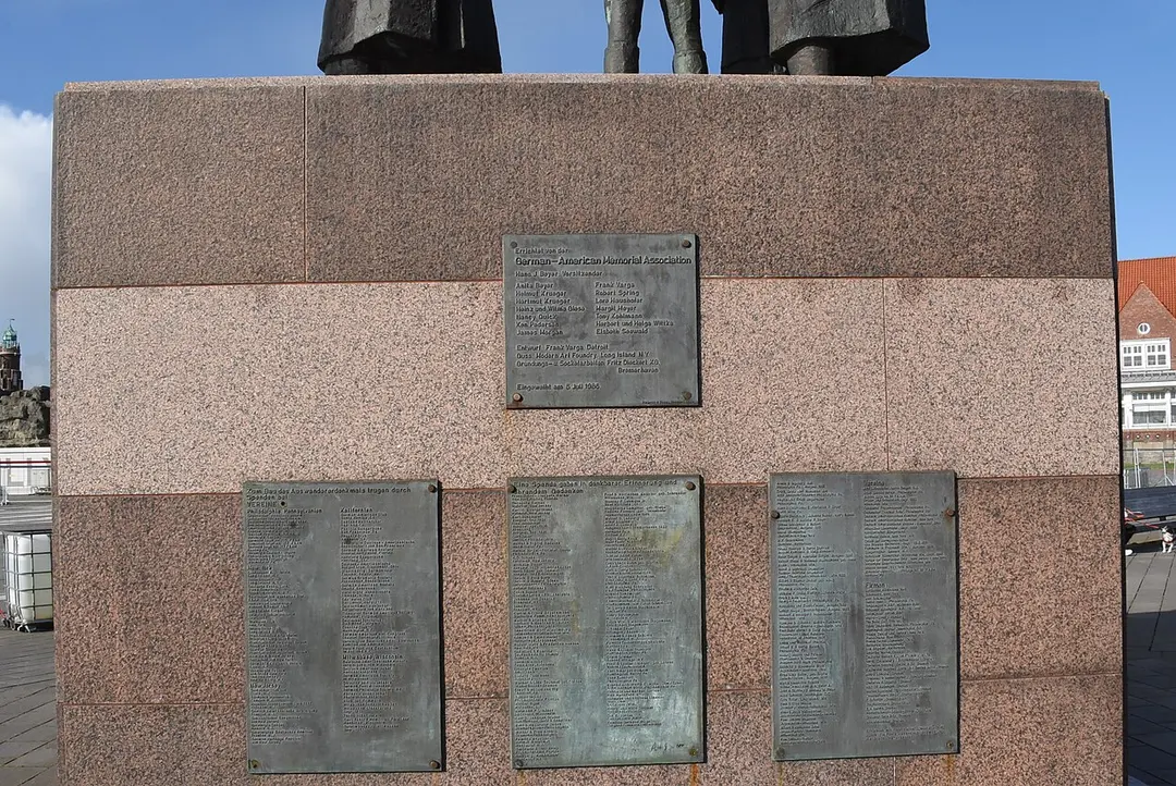 Auswandererdenkmal