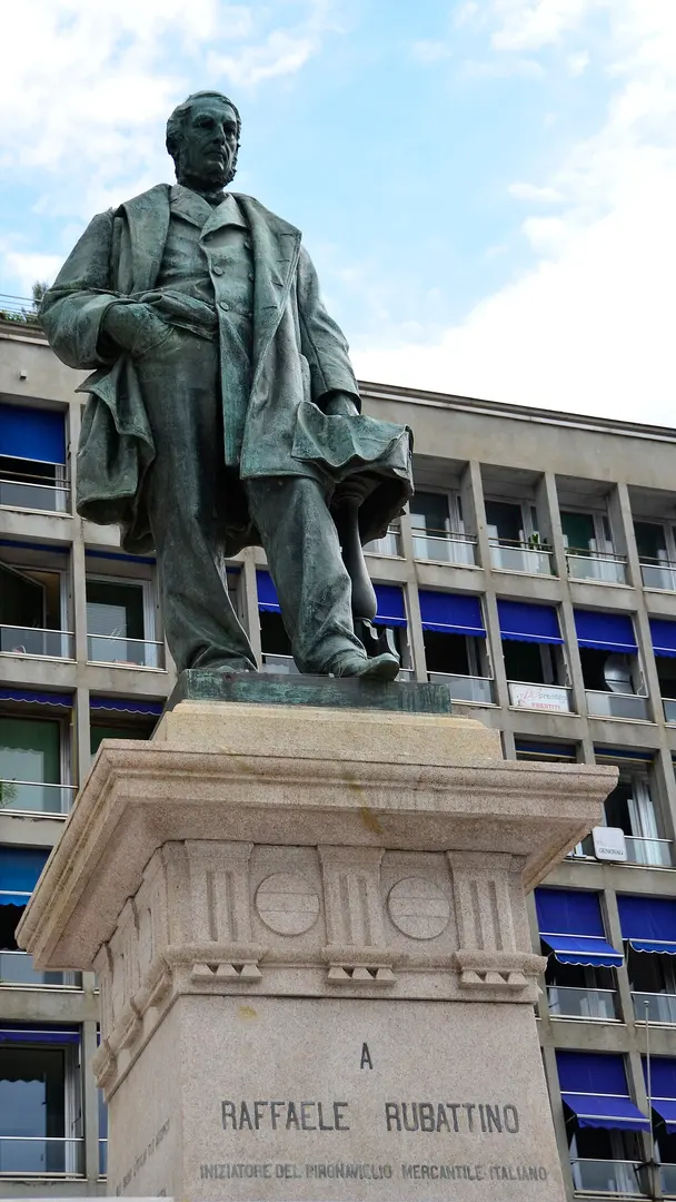 Statua di Raffaele Rubattino
