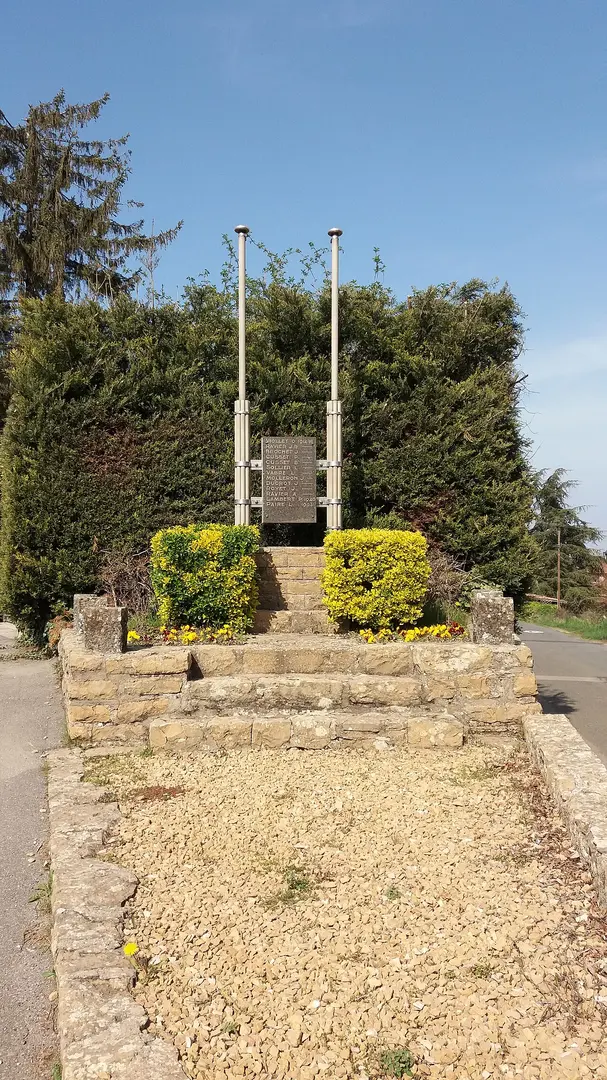 Monuments aux morts