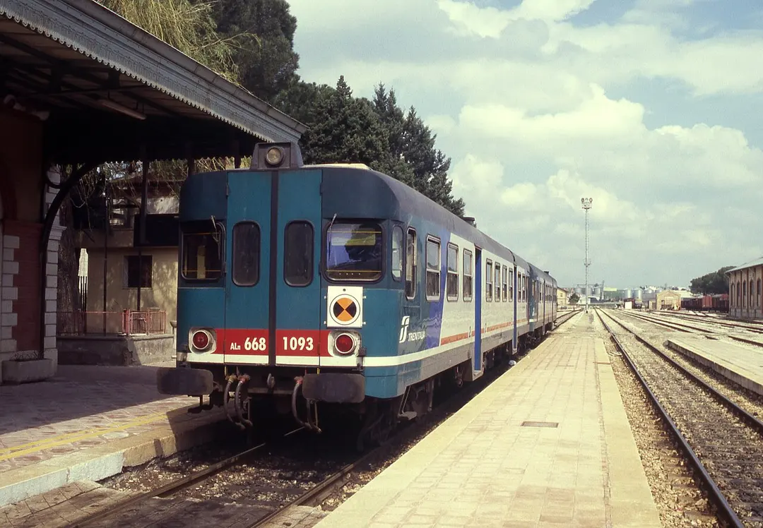 Spinazzola railway station