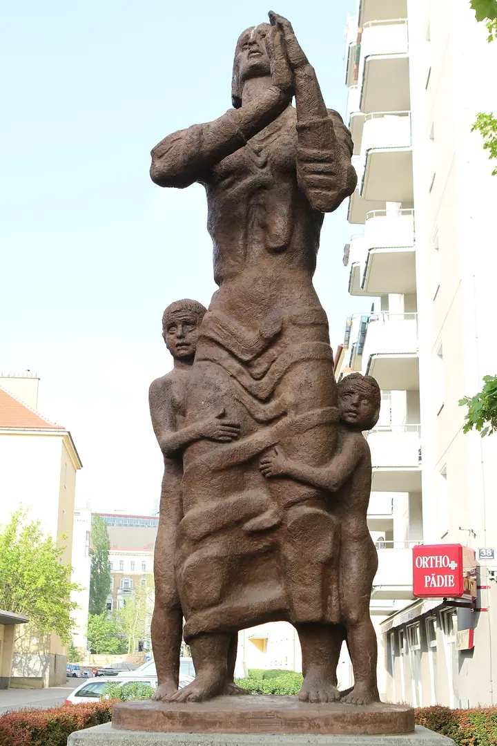 Bertha-von-Suttner-Denkmal