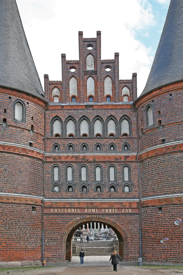 Holsten Gate