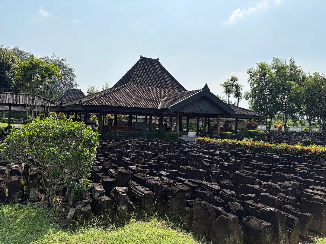 Karmawibhangga Museum