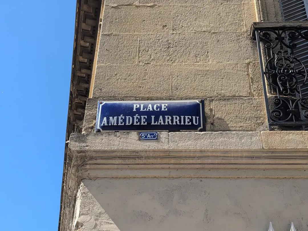 Place Amédée Larrieu