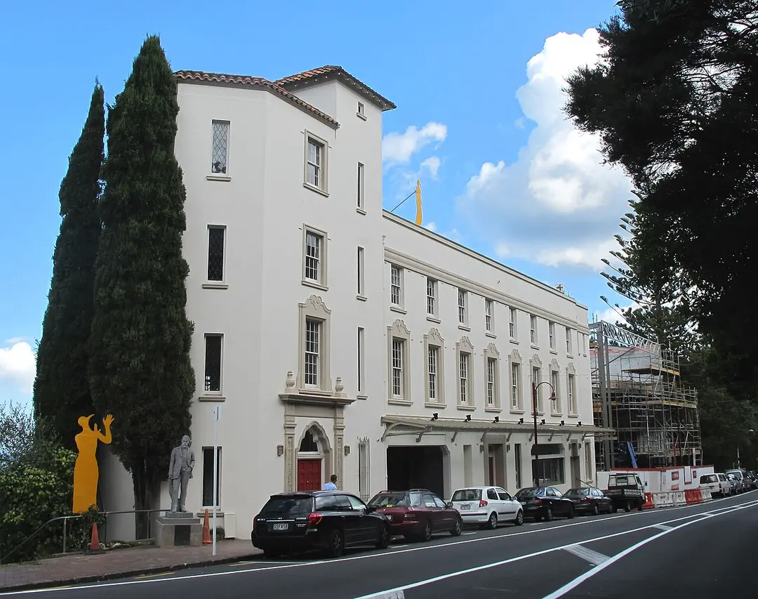 Te Uru Waitākere Contemporary Gallery