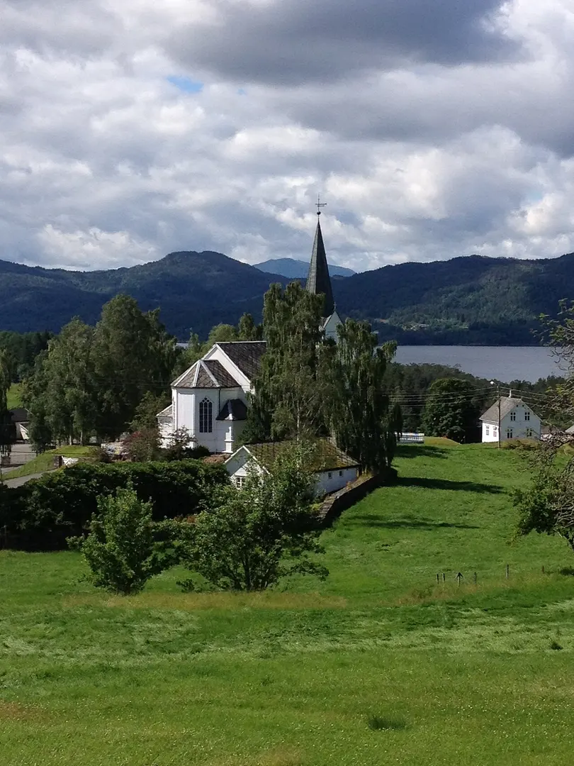 Varaldsøy Church
