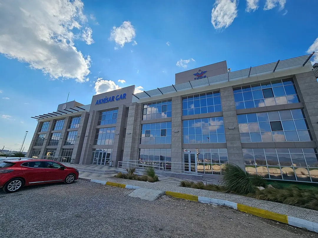 Akhisar railway station